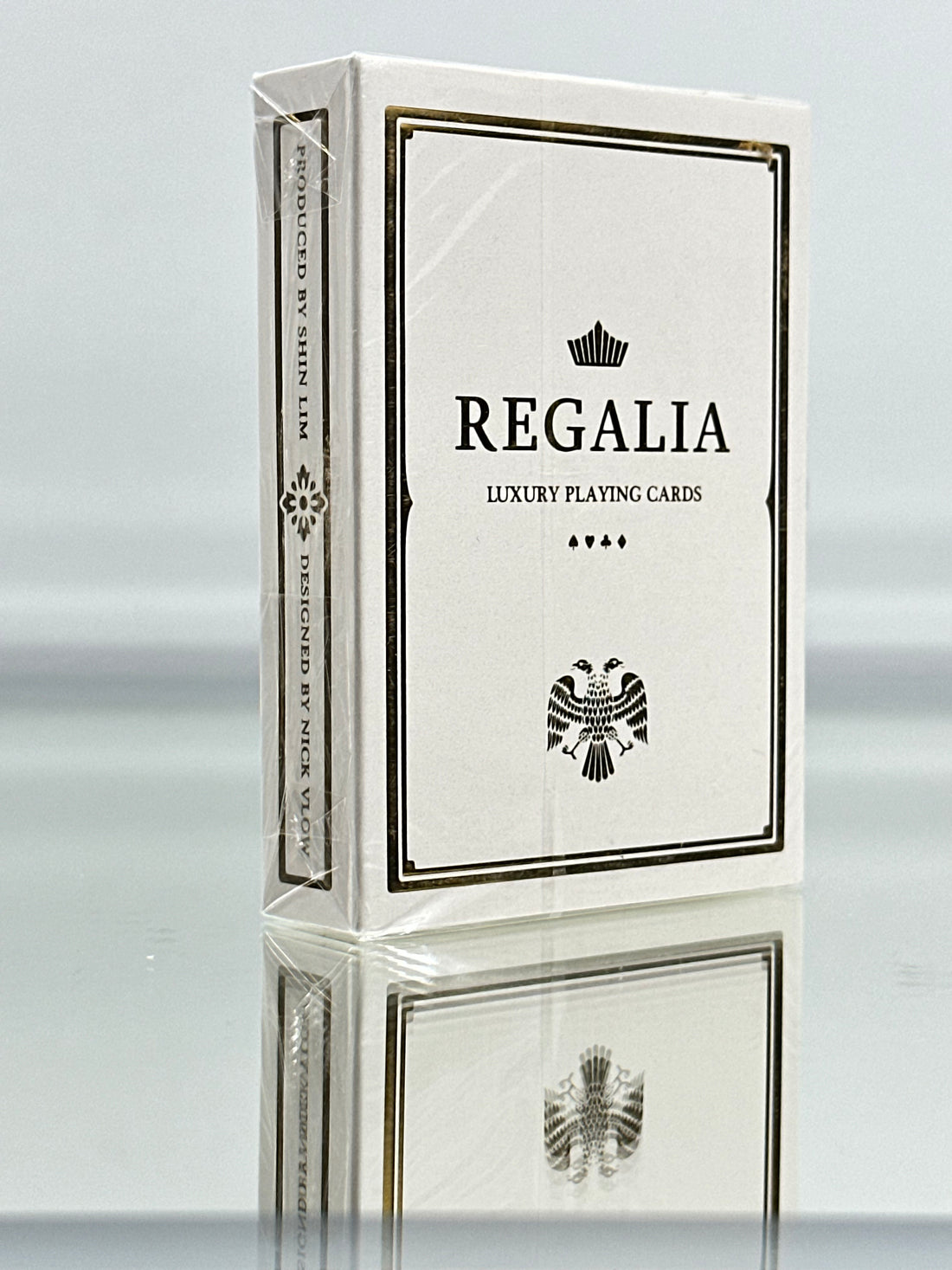 Regalia White Gold Luxury Playing Cards Cartamundi