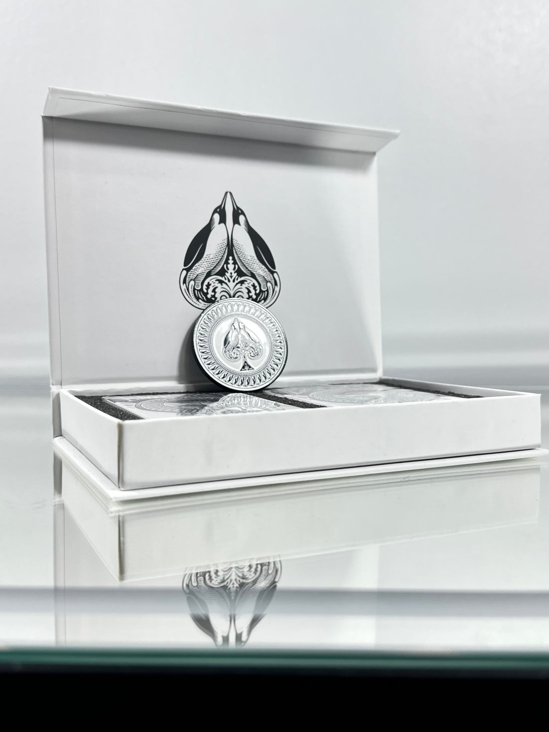 Emperor Playing Cards Set With Box And Coin
