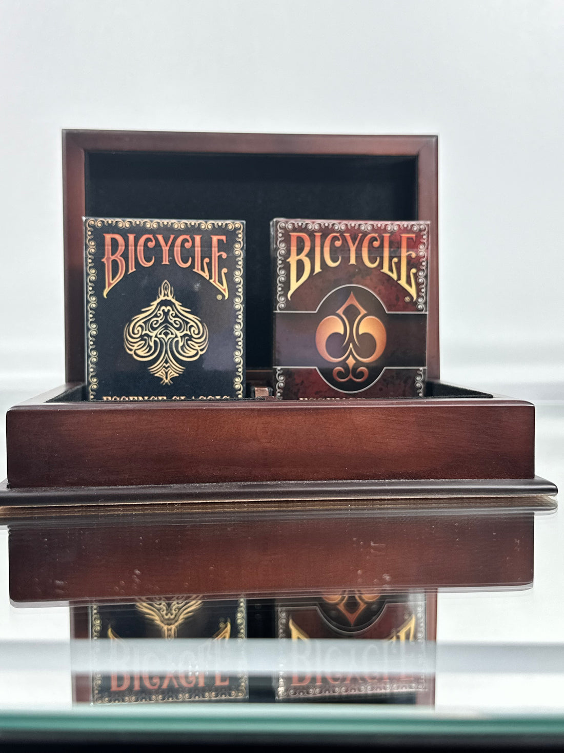 Bicycle Essence Limited Numbered Collector Box