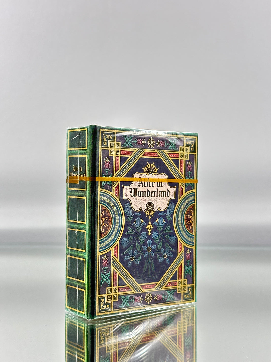 Kings Wild Project Alice In Wonderland Gilded Playing Cards Book Box