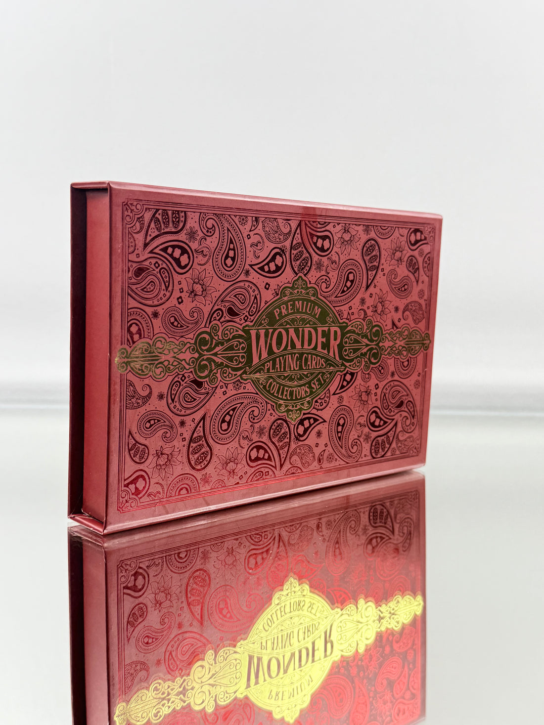 Wonder Scarlet Gold And Silver Gilded Collector Box