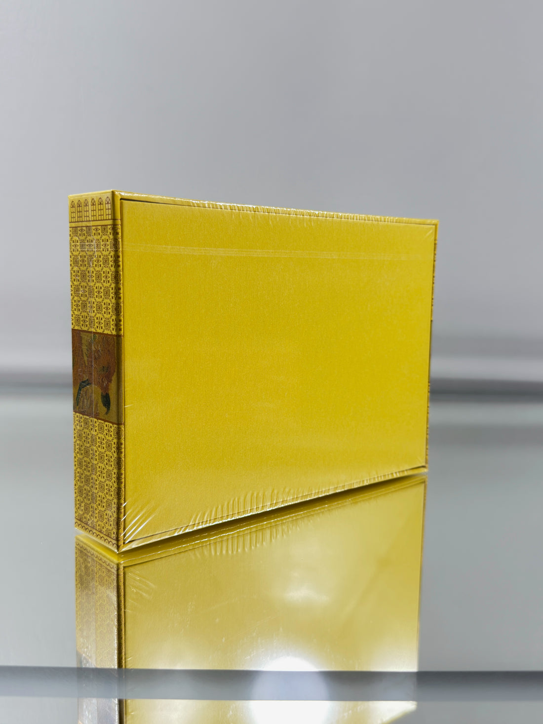 Van Gogh V2 Collection Box